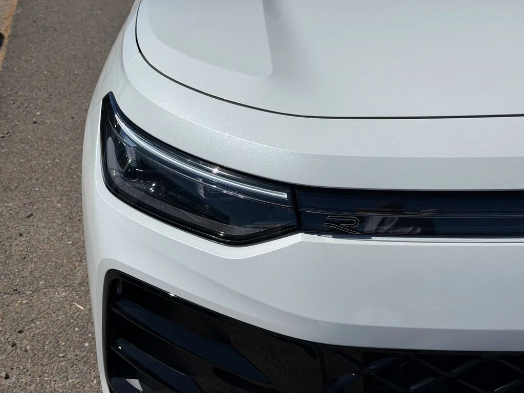 New 2026 Opal White Pearl Volkswagen 2.0T SE R-Line Black image 5