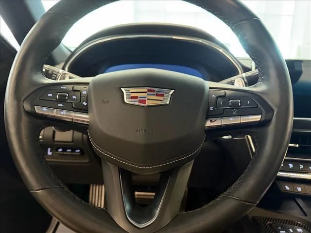 Used 2023  CADILLAC VSERIES image 15