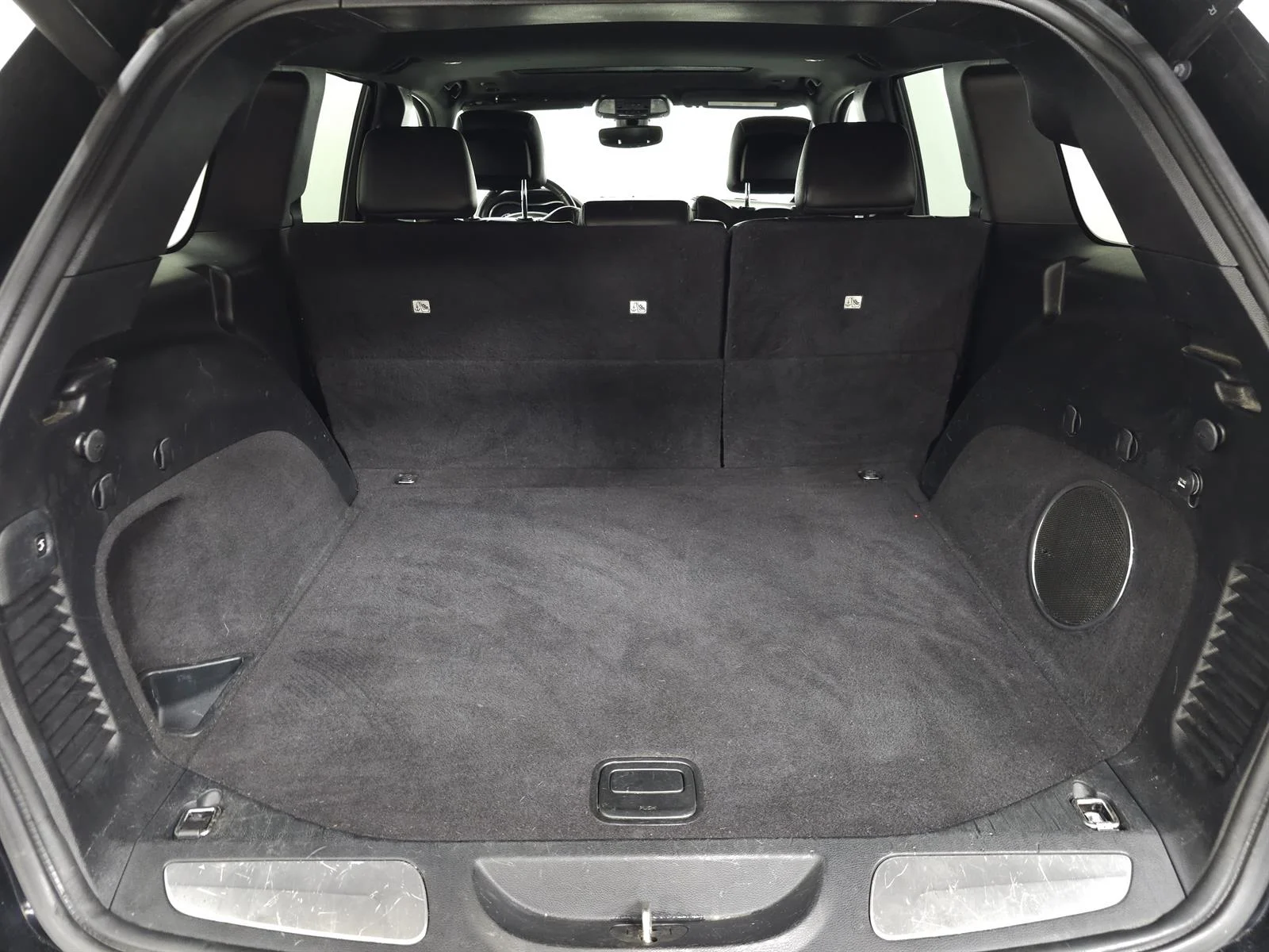 Used 2020 Black Jeep Trailhawk image 7