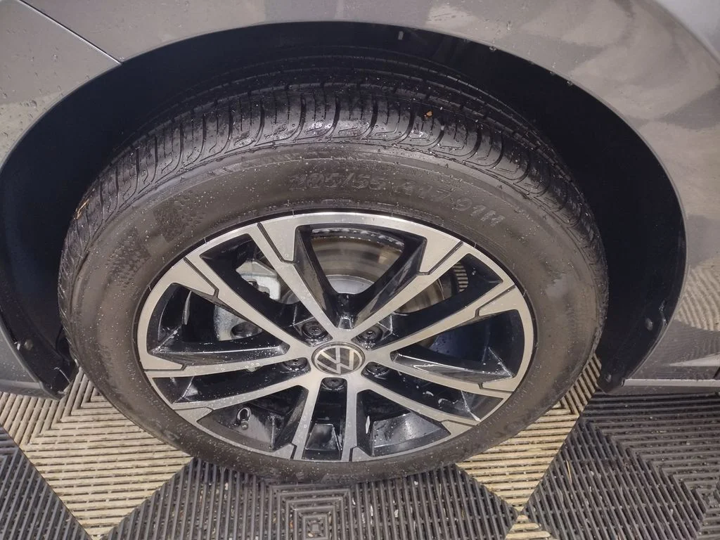 New 2026 Gray Volkswagen 1.5T Sport image 5