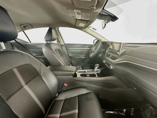 Used 2024 Gray Nissan 2.5 SR image 26
