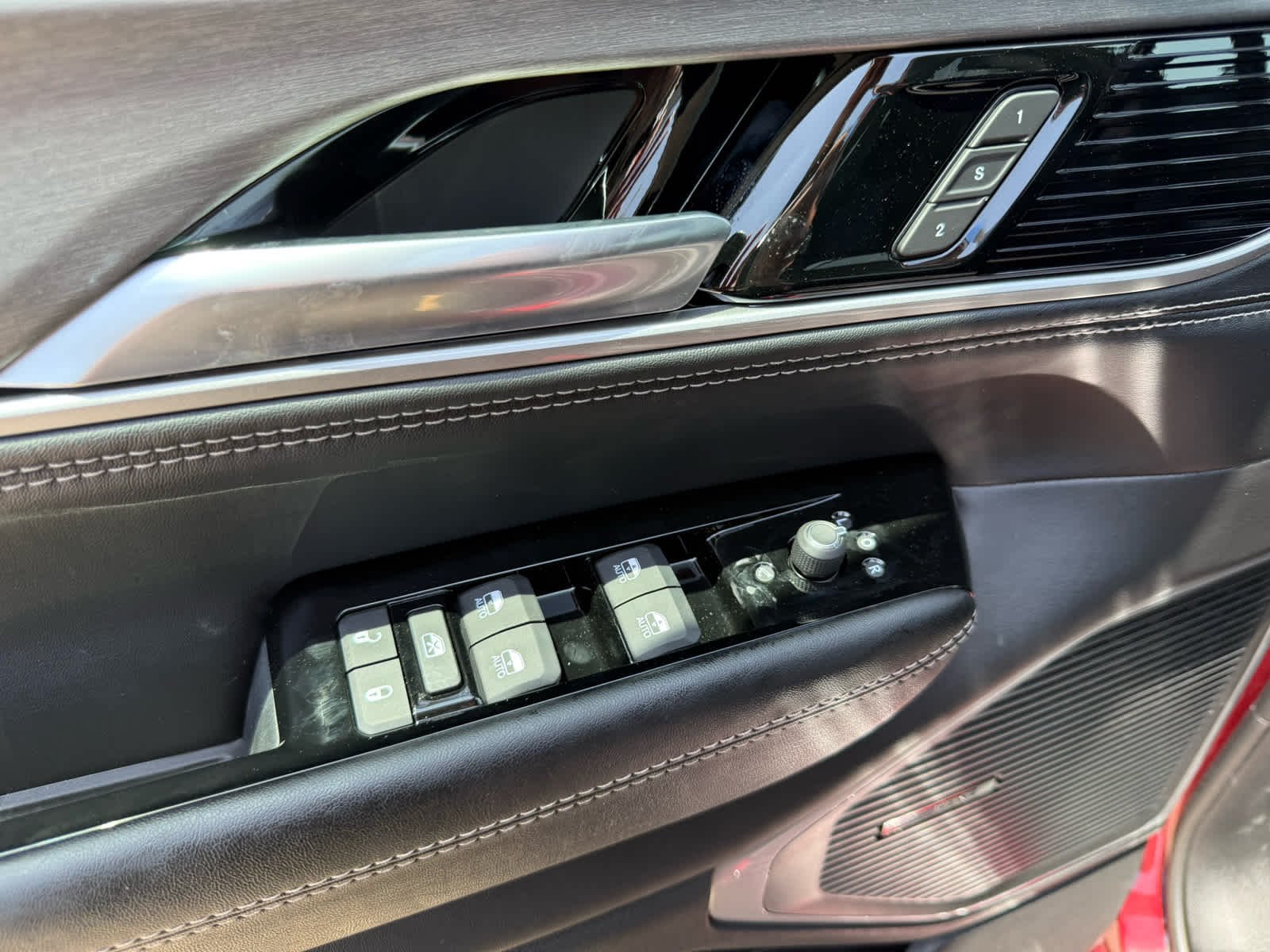 New 2026 Velvet Red Pearlcoat Jeep Limited Altitude image 21