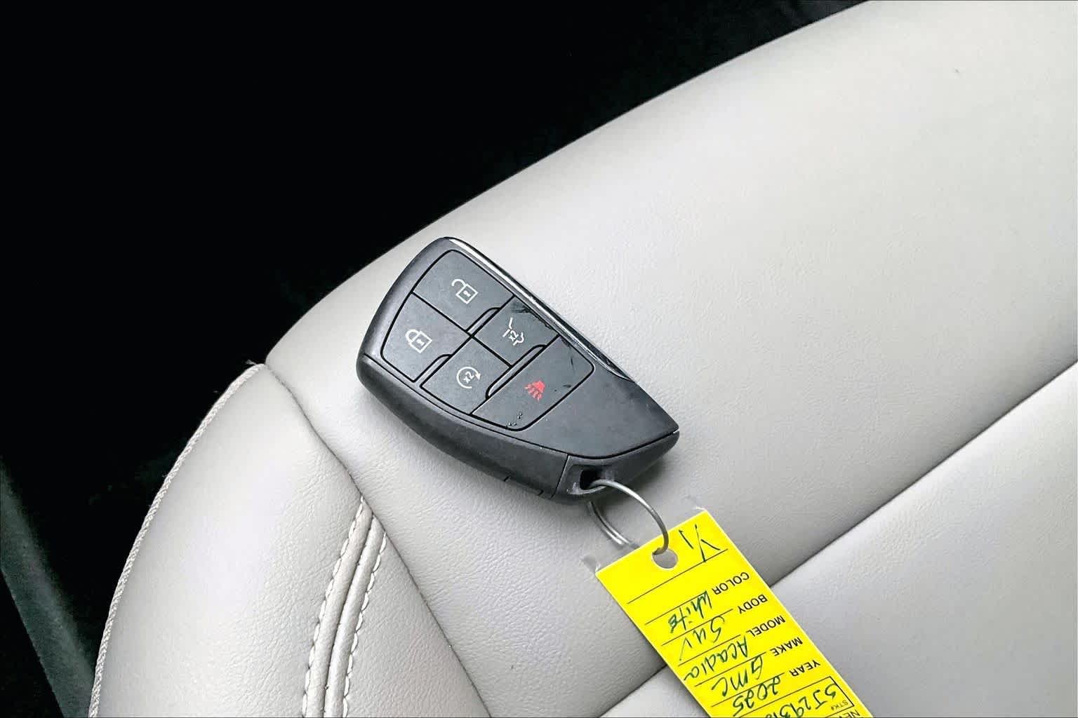 Used 2025 WHITE GMC FWD Elevation image 13