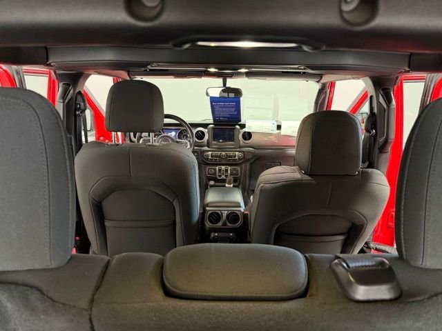 Certified Used 2020 Firecracker Red Clearcoat Jeep Unlimited Sahara image 31