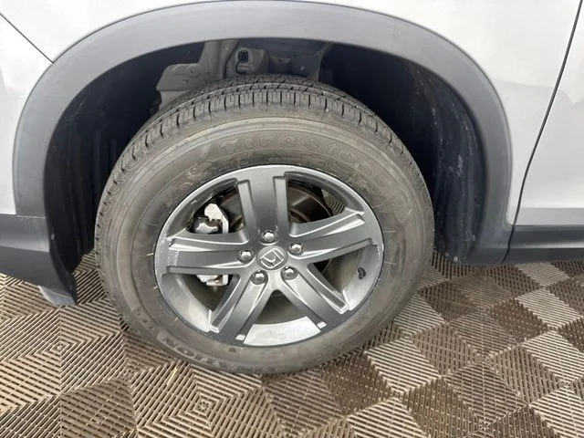 Used 2023 Silver Honda RTL-E image 34