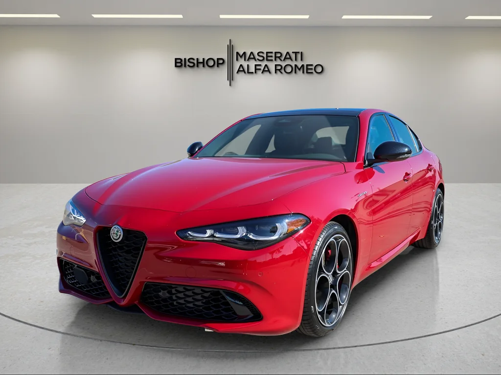 2025 Alfa Romeo Giulia Base - Photo 3
