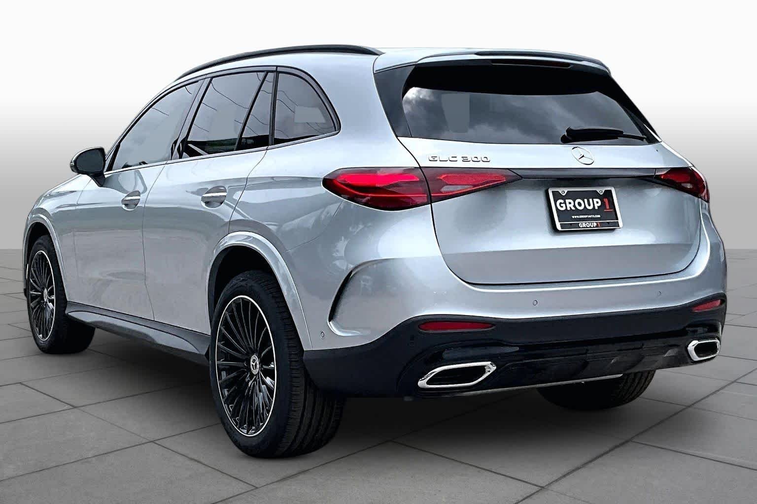New 2026 Cirrus Silver Metallic Mercedes-Benz GLC 300 image 4