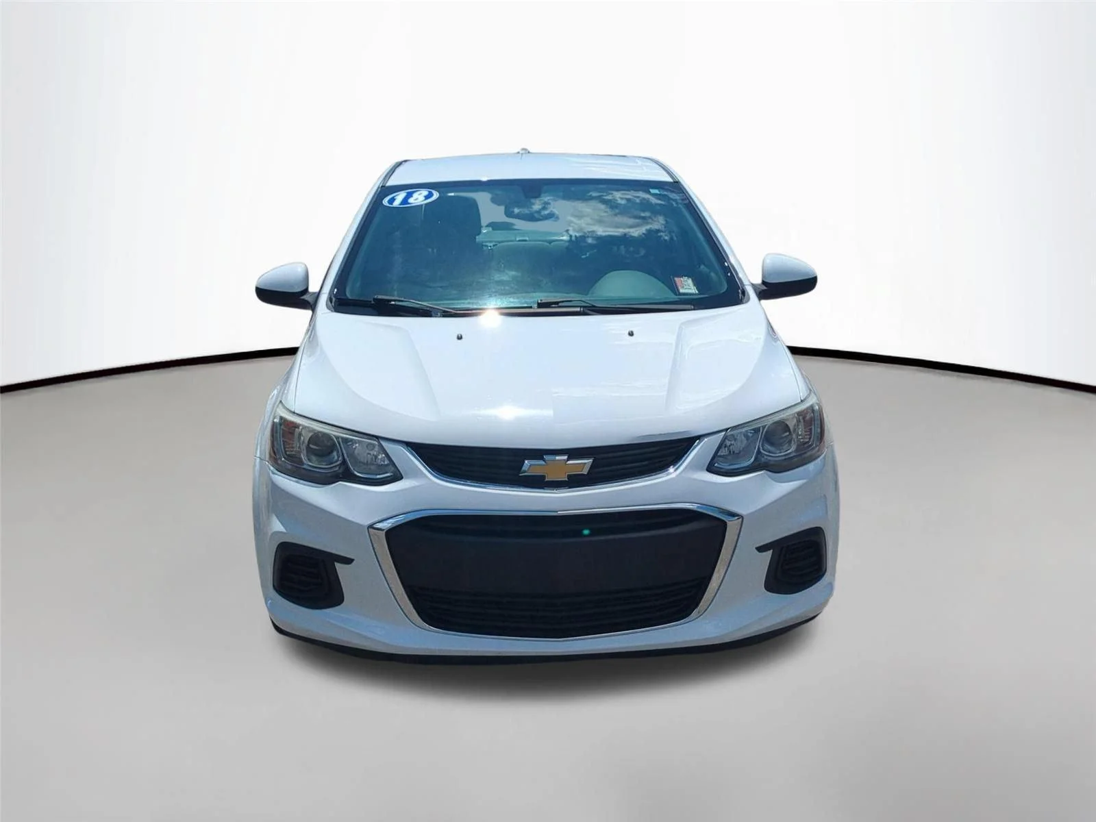 Used 2018  CHEVROLET LT image 8