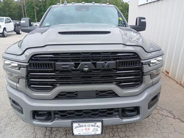 New 2026 Ceramic Gray Clear-Coat Exterior Paint RAM Laramie image 16