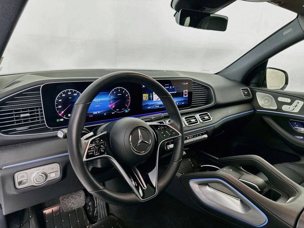Certified Used 2025 White Mercedes-Benz GLE 450 image 9
