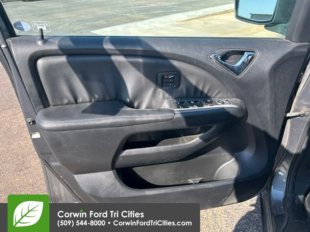 Used 2010 Gray Honda  image 10