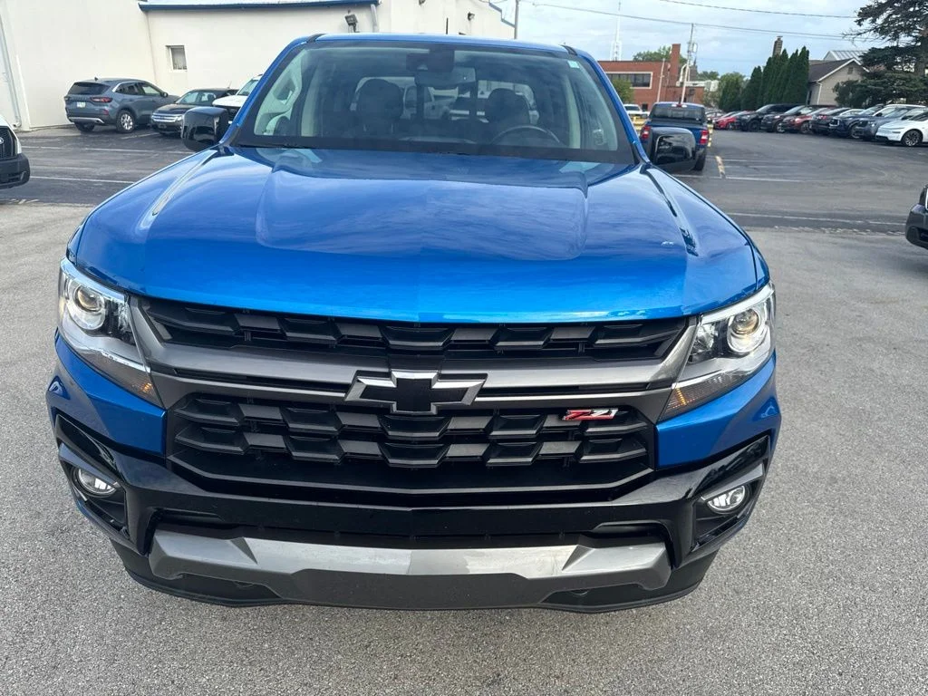 Used 2021 Blue Chevrolet Z71 image 8