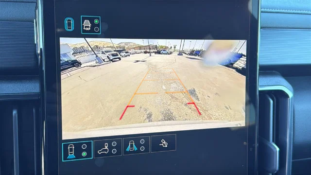 2025 GMC Acadia AT4 - Photo 16