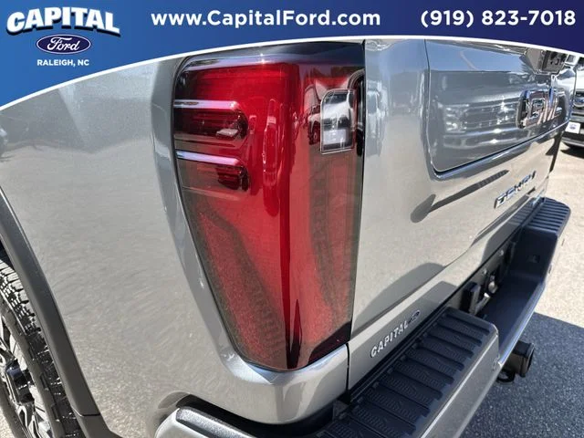 Used 2025 Silver GMC Denali image 15