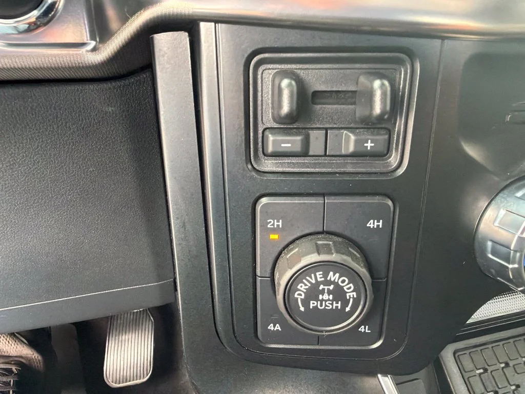 Used 2023 Agate Black Metallic Ford Raptor image 25