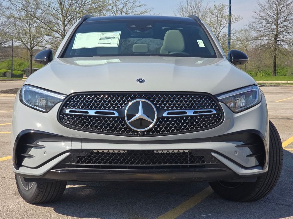 New 2026 MANUFAKTUR Alpine Grey Mercedes-Benz GLC 300 image 12