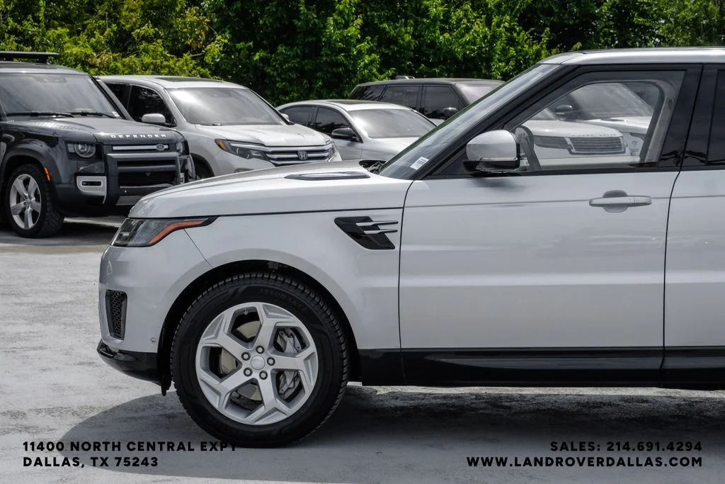 Used 2019 Silver Land Rover HSE image 15