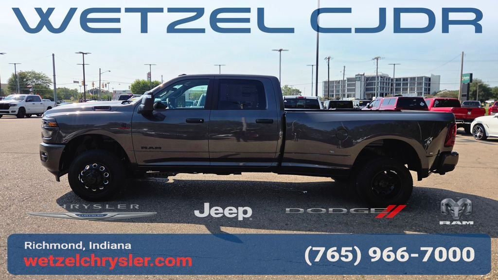 New 2026 Granite Crystal Metallic Clear-Coat Exterior Paint RAM Big Horn image 4