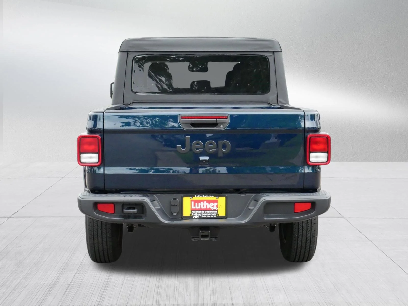 Used 2025 Fathom Blue Pearlcoat Jeep Sport S image 6