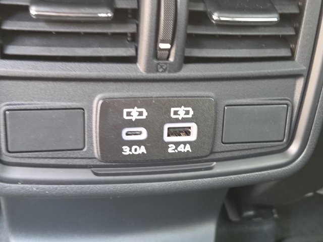 2026 Subaru Outback Premium - Photo 11