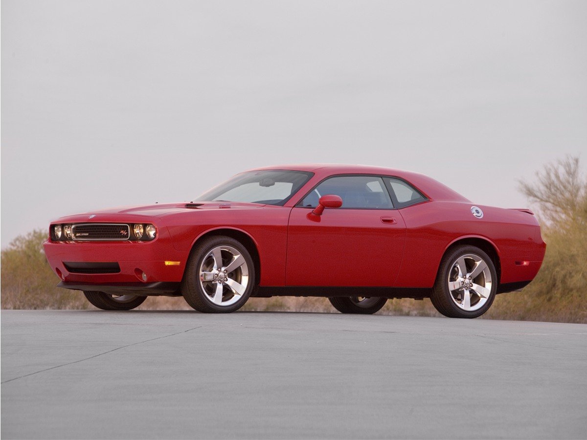 2010 Dodge Challenger R/T's photo