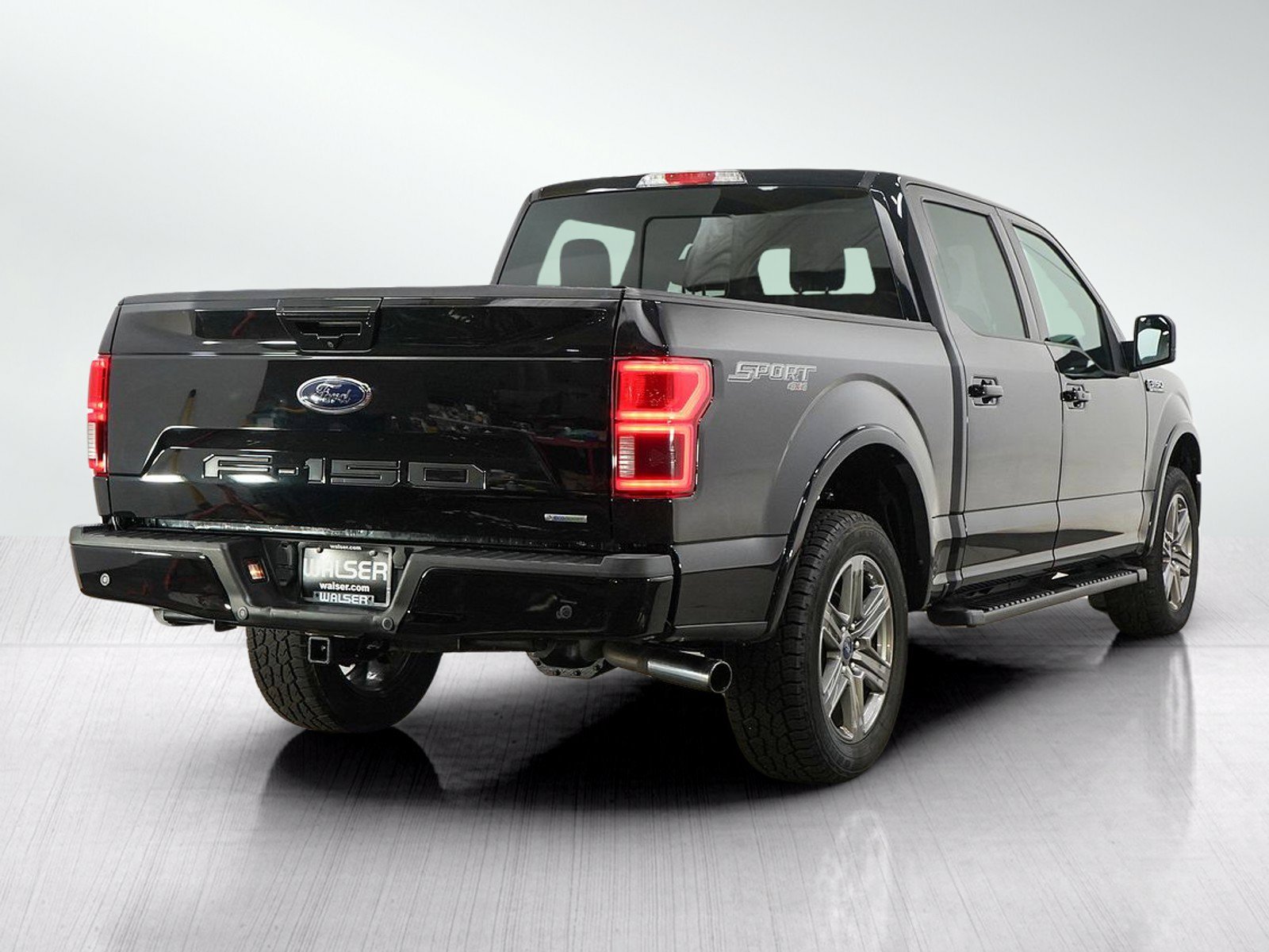 Used 2020 Black Ford XL image 5