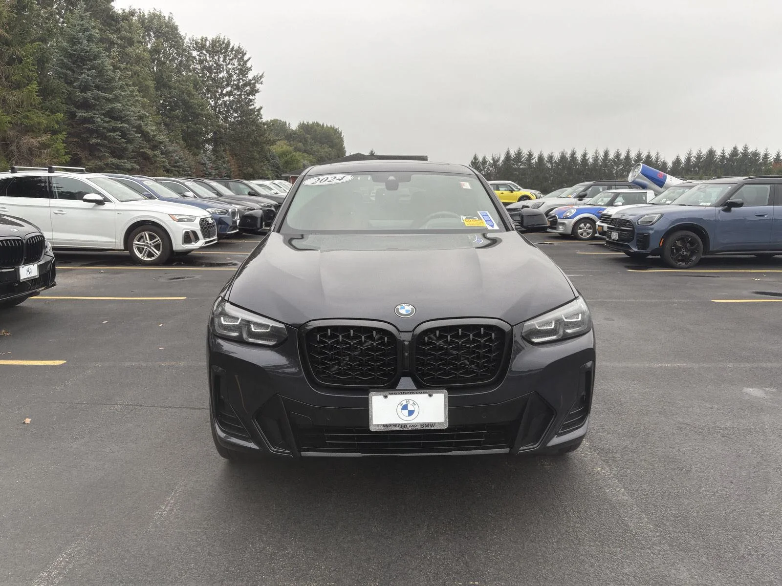 Used 2024 Carbon Black Metallic BMW xDrive30i image 2
