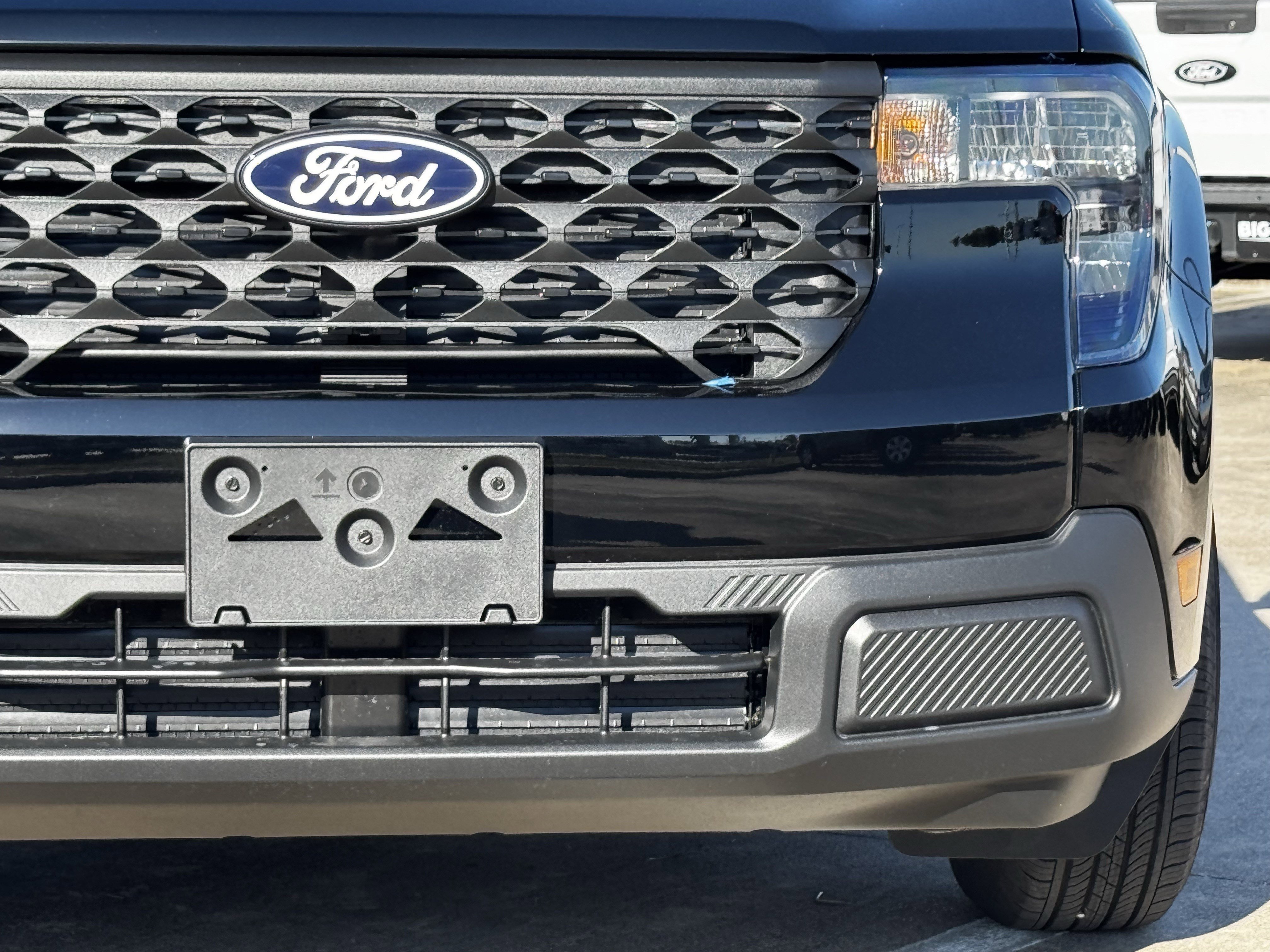 New 2026 Shadow Black Ford XL image 5