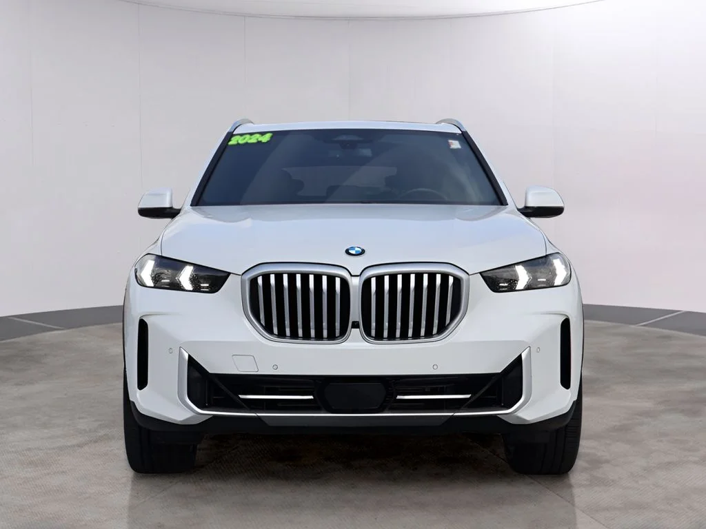 Used 2024 BMW X5 40i with VIN 5UX23EU0XR9U78361 for sale in Kansas City