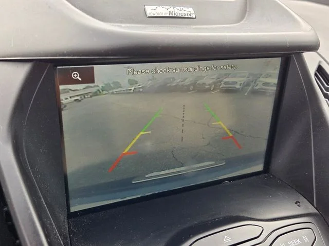 Used 2014 Blue Ford SE image 21