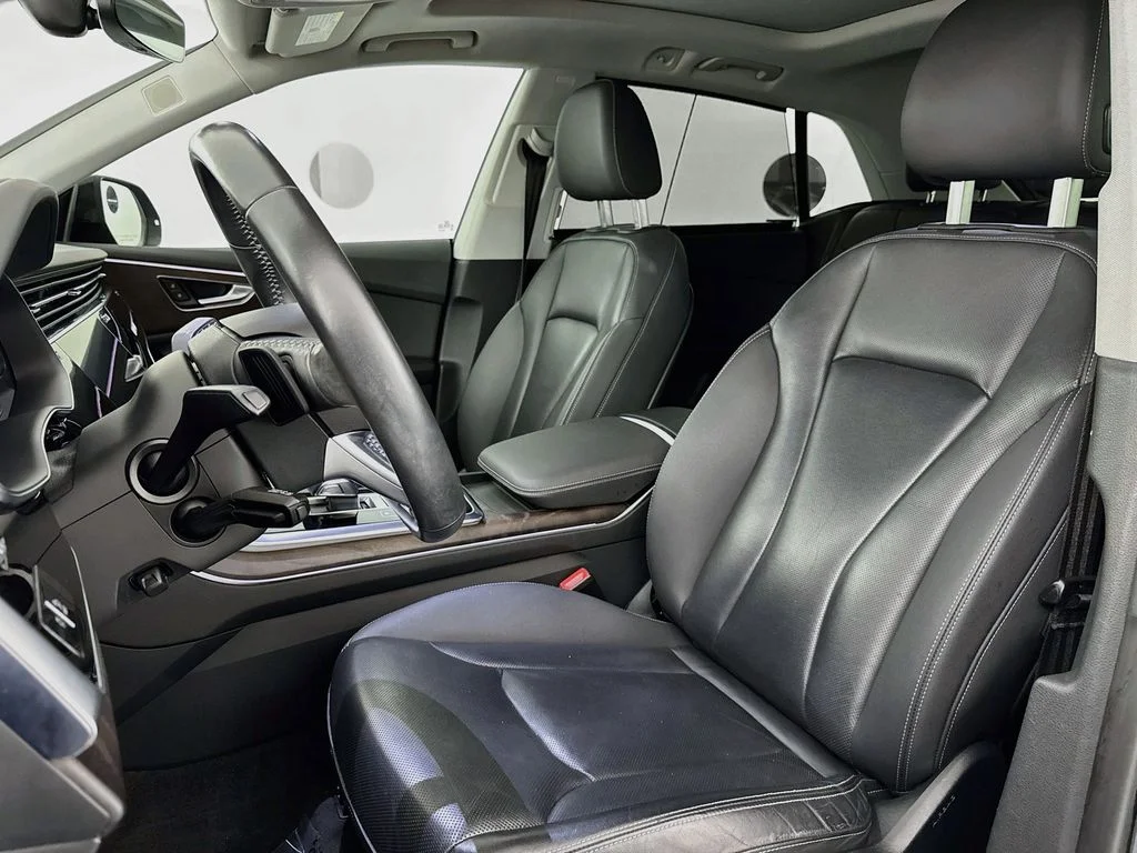 Used 2019 Black Audi 3.0T Prestige image 21