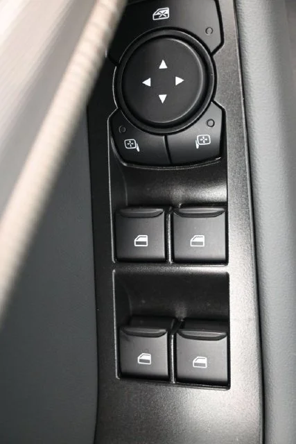 New 2027 Avalanche Gray Ford Active image 7