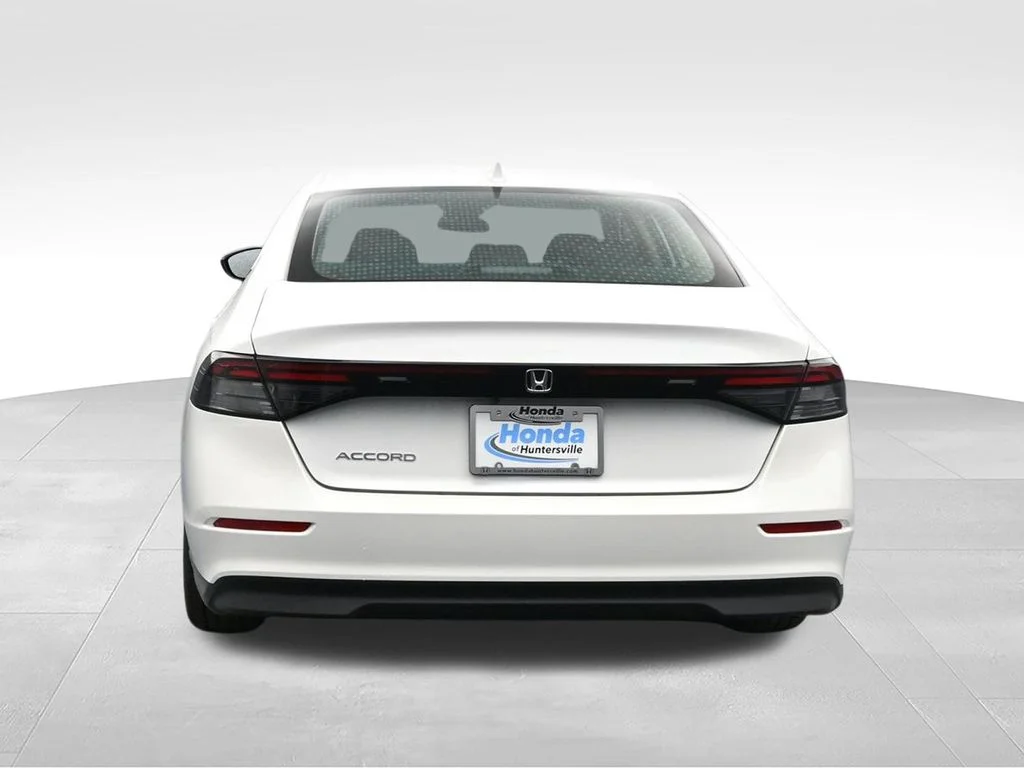 New 2026 Platinum White Pearl Honda LX image 6