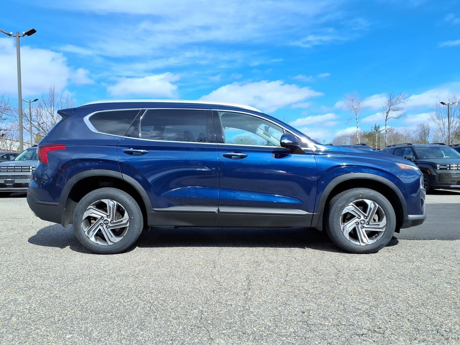 Used 2023 Stormy Sea Hyundai SEL image 3