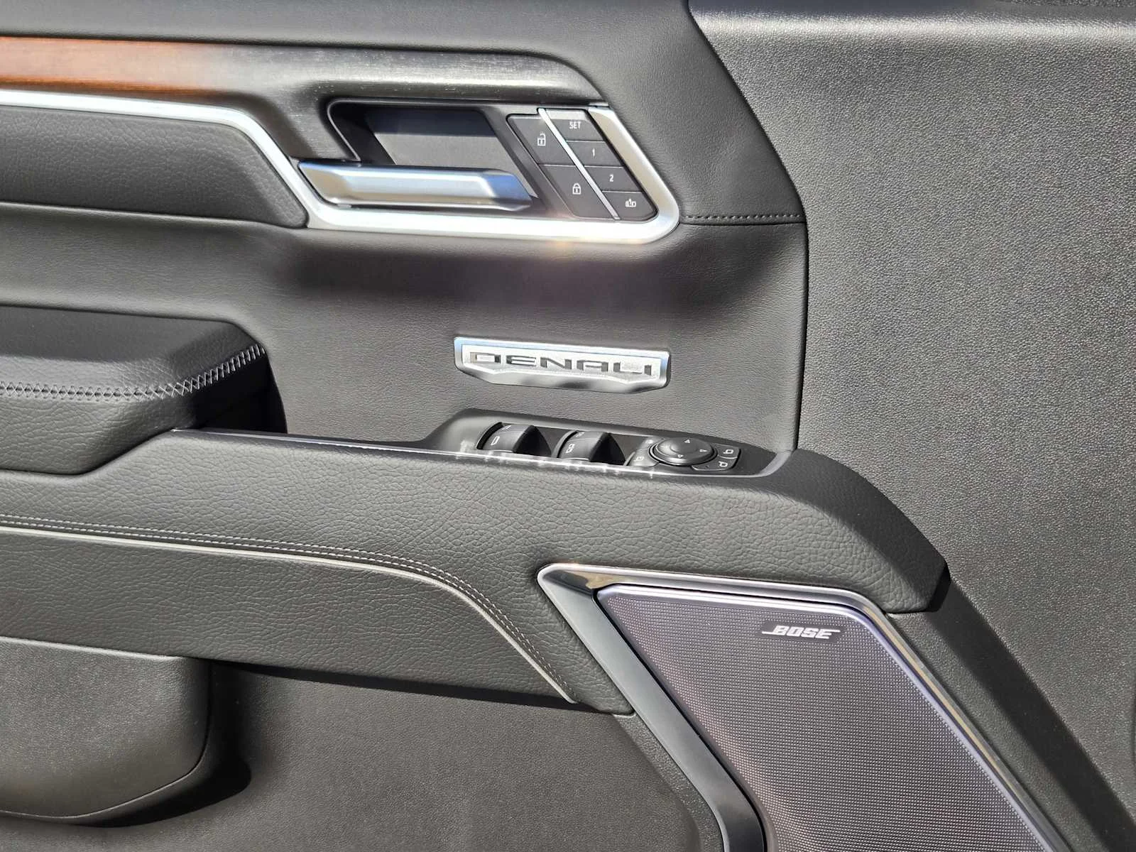 2026 GMC Sierra 1500 Denali - Photo 15