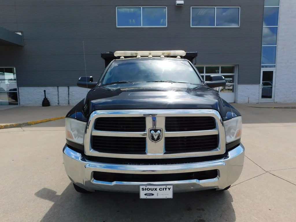 Used 2011 Brilliant Black Crystal Pearlcoat Ram ST image 2