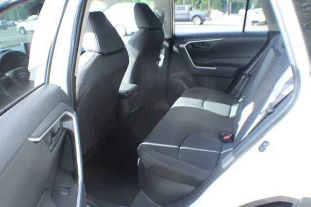 Used 2025 Ice Cap Toyota Hybrid LE image 13