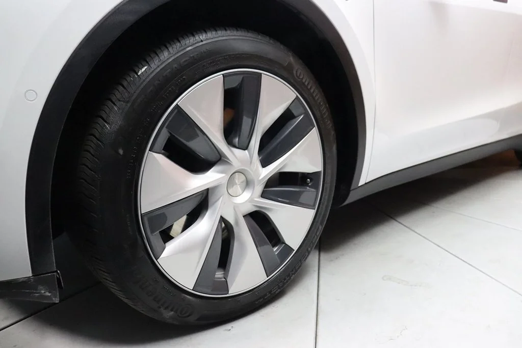 Used 2023 Pearl White Multi-Coat Tesla Long Range image 7