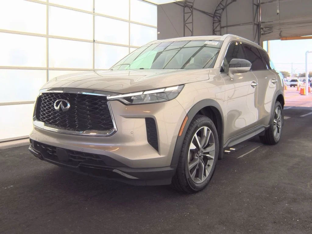 2023 INFINITI QX60 LUXE's photo