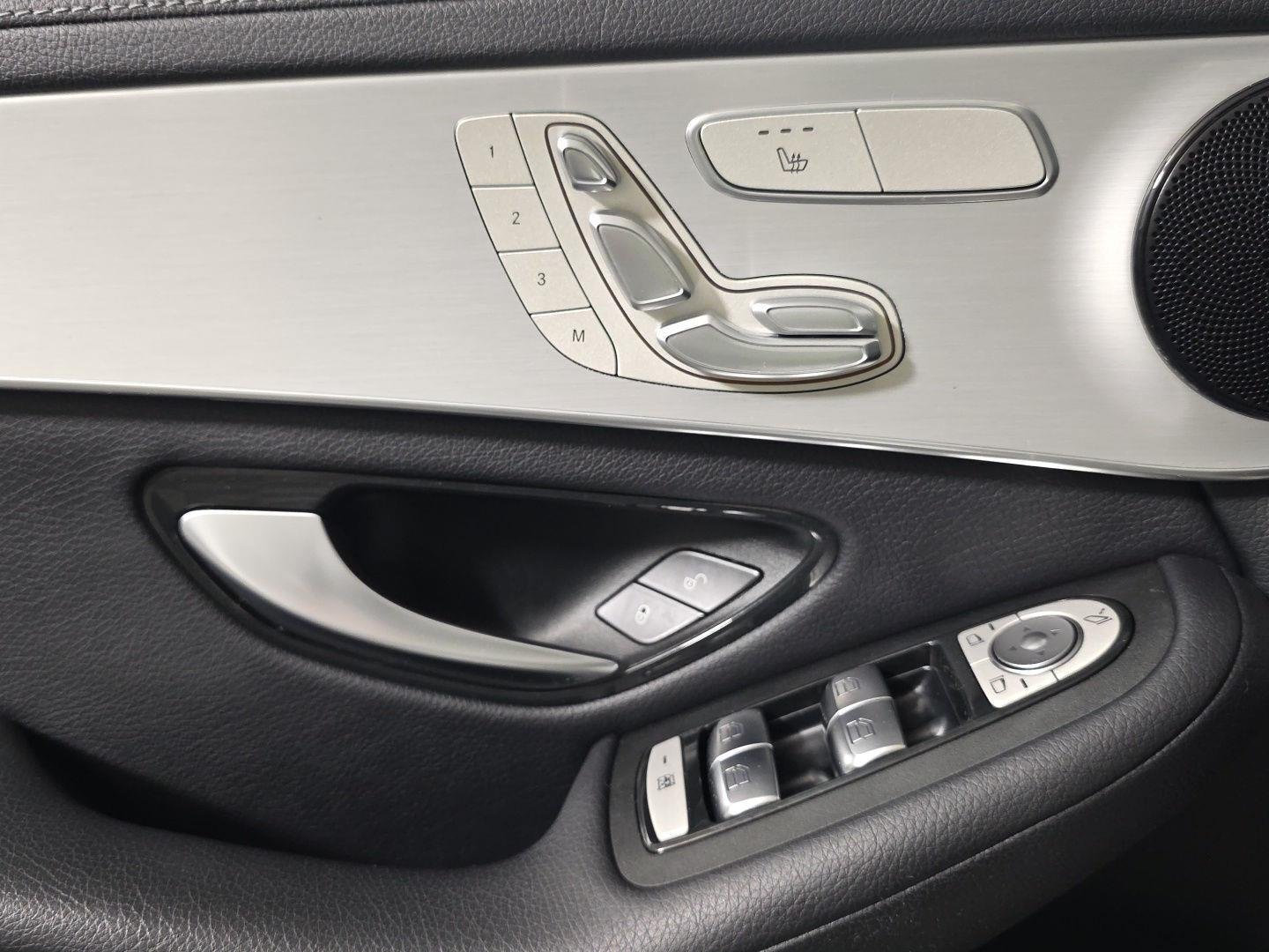 Used 2022 Polar White Mercedes-Benz GLC 300 image 15