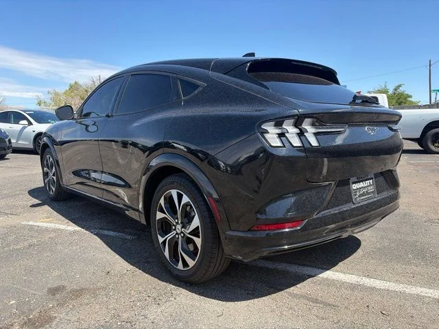 Used 2023 Black Ford Premium image 4