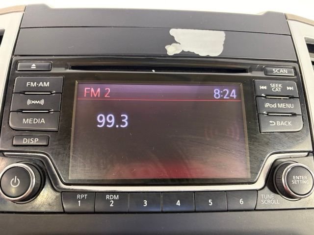 Used 2018 Red Nissan SV image 17