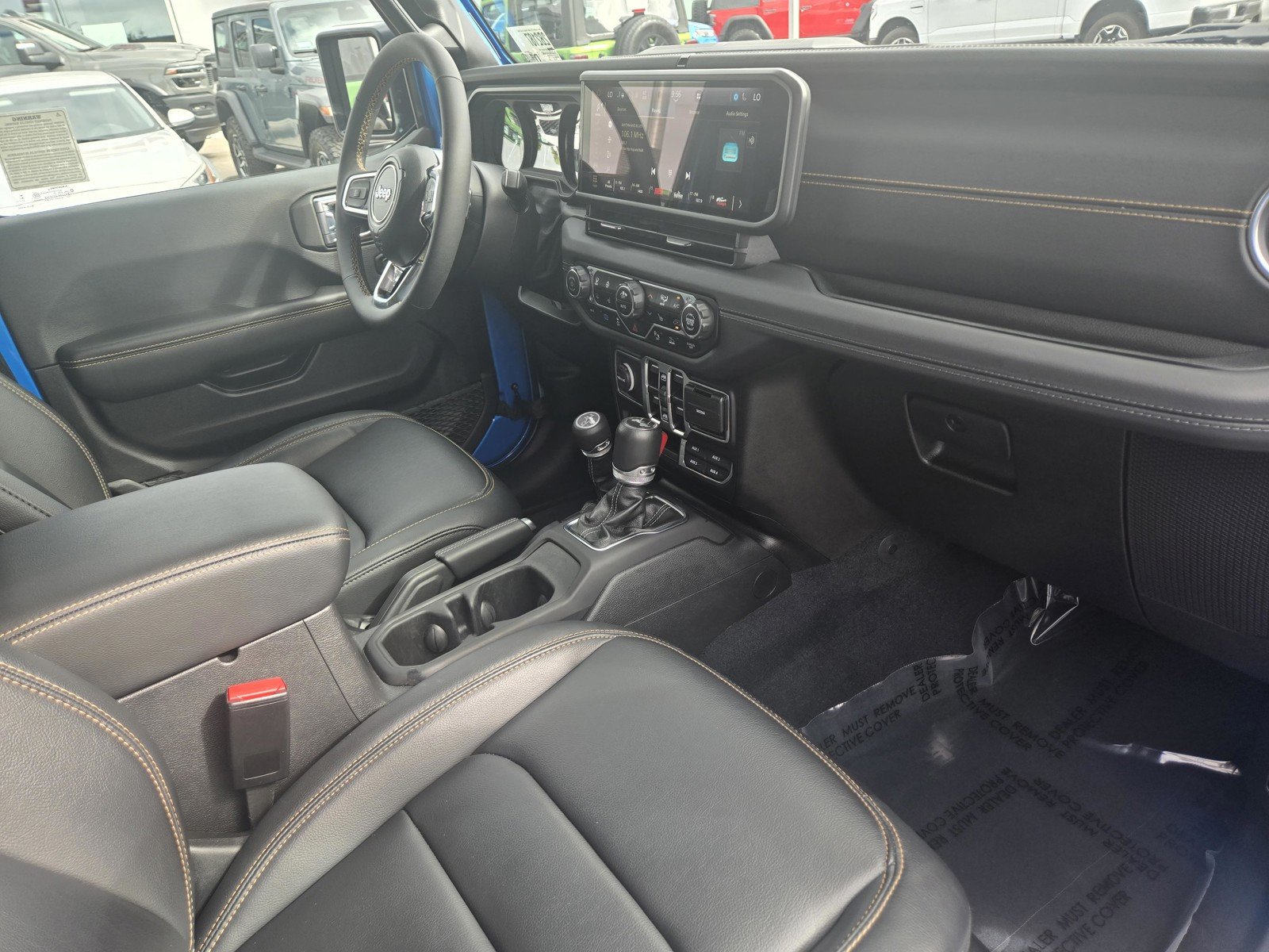 Certified Used 2024 Hydro Blue Pearlcoat Jeep Sahara image 10