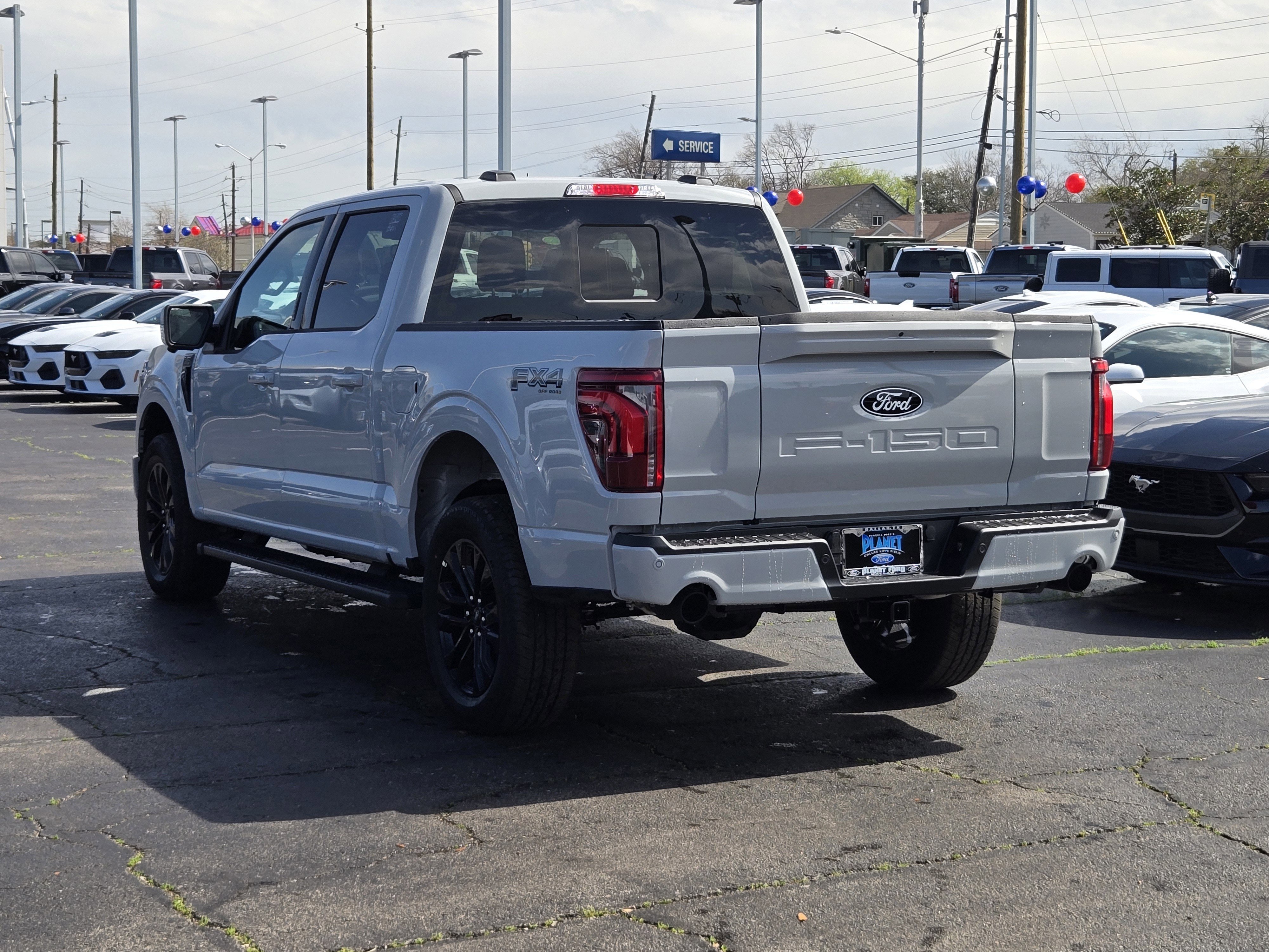 New 2026 Avalanche Ford Lariat image 3