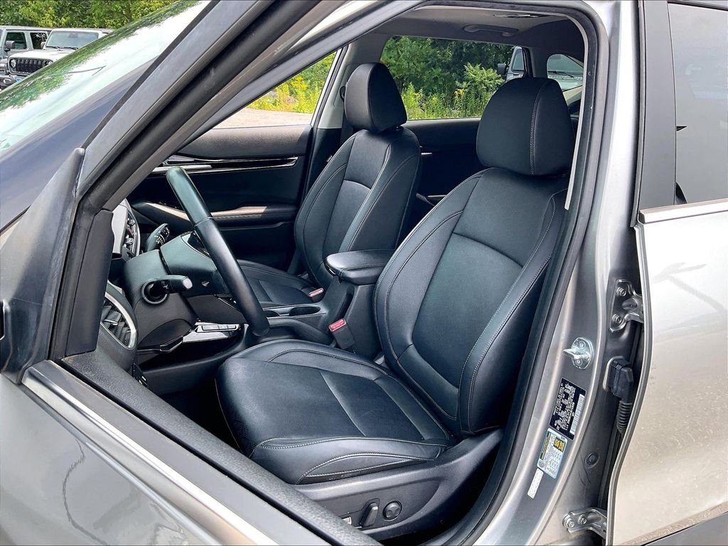 Used 2024 Steel Gray Kia EX image 9