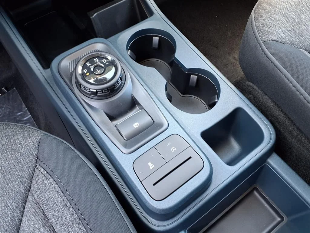 2025 Ford Maverick XLT - Photo 16
