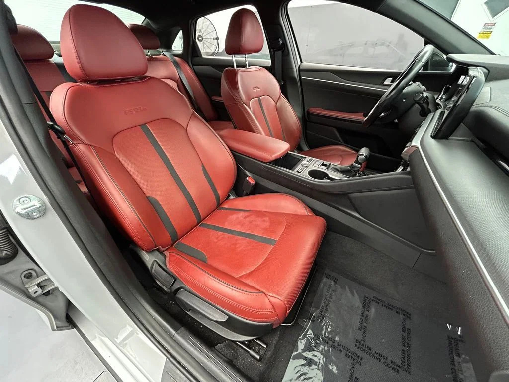 Used 2024 Wolf Gray Kia GT-Line image 16