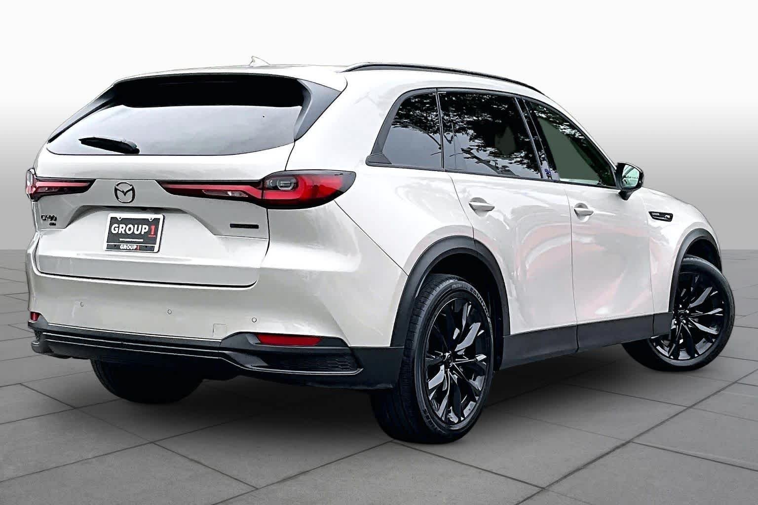 Used 2026 Platinum Quartz Mazda Premium Sport image 13