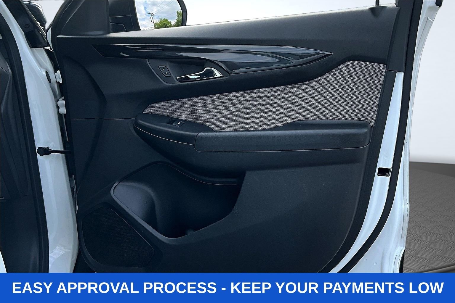 Used 2024 White Chevrolet LS image 34