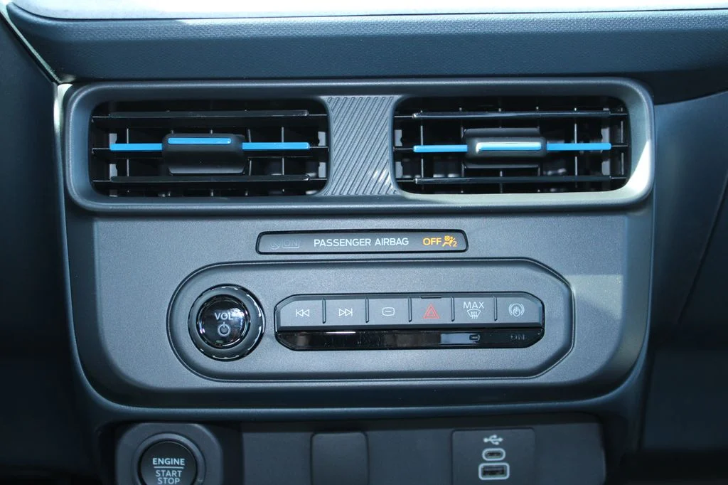 New 2026 Carbonized Gray Metallic Ford XLT image 24